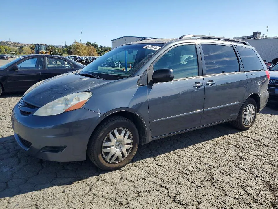 2010 TOYOTA SIENNA VIN 5TDKK4CC5AS318937 фото 1