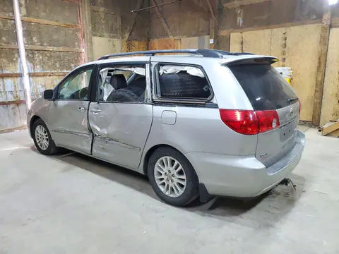 2010 Toyota Sienna Xle VIN 5TDYK4CC4AS328871 фото 2