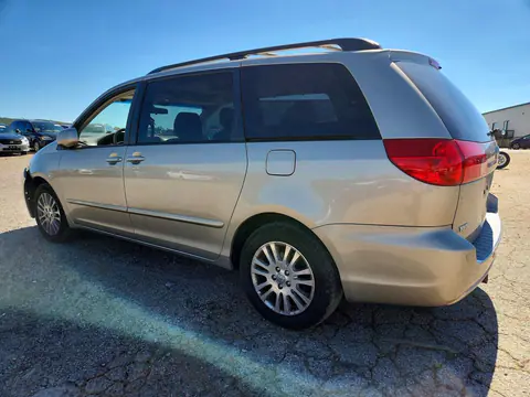 2010 Toyota Sienna Xle VIN 5TDYK4CC8AS328095 фото 2