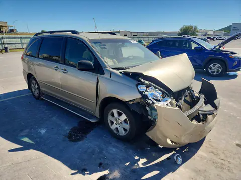 2010 Toyota Sienna Le 7-Passenger VIN 5TDKK4CC9AS299146 фото 4
