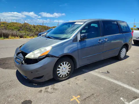 5TDKK4CC3AS325577 — 2010 Toyota Sienna, Передняя часть (Front End), фото до ремонта
