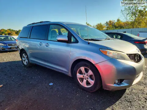5TDKK3DC0BS084104 — 2011 Toyota Sienna, фото 4 с аукциона Copart, Сторона
