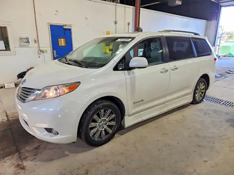 2011 Toyota Sienna Limited 7-Passenger VIN 5TDYK3DCXBS122884 фото 1