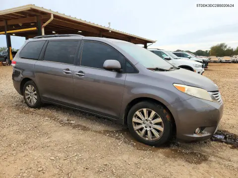 2011 Toyota Sienna Limited 7-Passenger VIN 5TDDK3DC2BS020624 фото 4