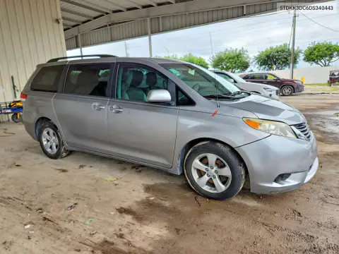 2013 Toyota Sienna VIN 5TDKK3DC6VS340443 фото 4