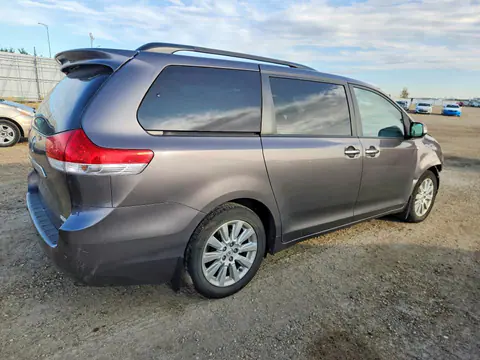 2014 Toyota Sienna VIN 5TDDK3DC3ES076768 фото 3