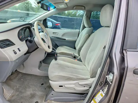 2014 Toyota Sienna L 7-Passenger VIN 5TDZK3DC5ES486073 фото 7