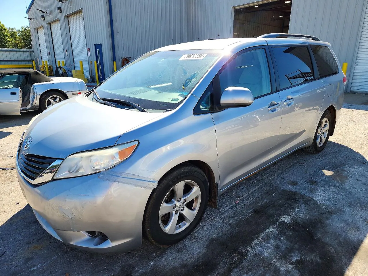 2014 Toyota Sienna Le VIN 5TDKK3DC4ES500353 фото 1