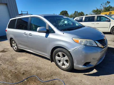 2014 Toyota Sienna Le VIN 5TDKK3DC4ES500353 фото 4