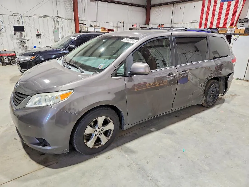 2014 TOYOTA SIENNA VIN 5TDKK3DC7ES433568 фото 1