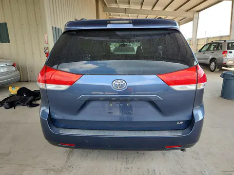 2014 Toyota Sienna Le VIN 5TDKK3DCXES415114 фото 6