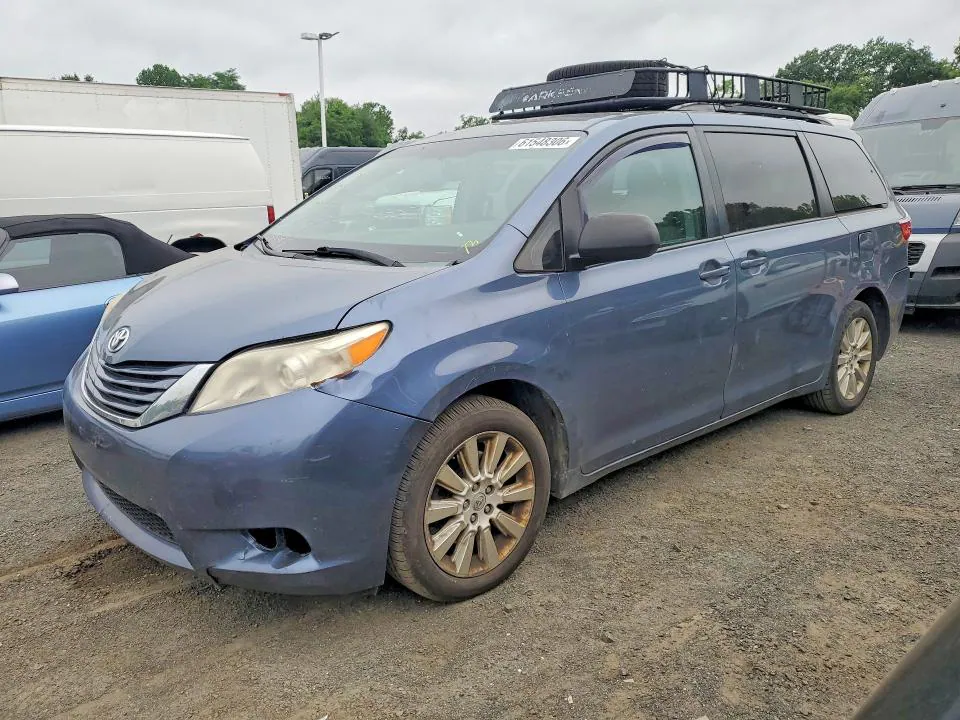 2015 Toyota Sienna VIN 5TDJK3DC7FS101028 фото 1