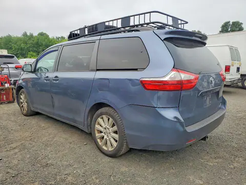 2015 Toyota Sienna VIN 5TDJK3DC7FS101028 фото 2