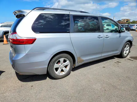 2015 Toyota Sienna VIN 5TDKK3DC2FS532140 фото 3