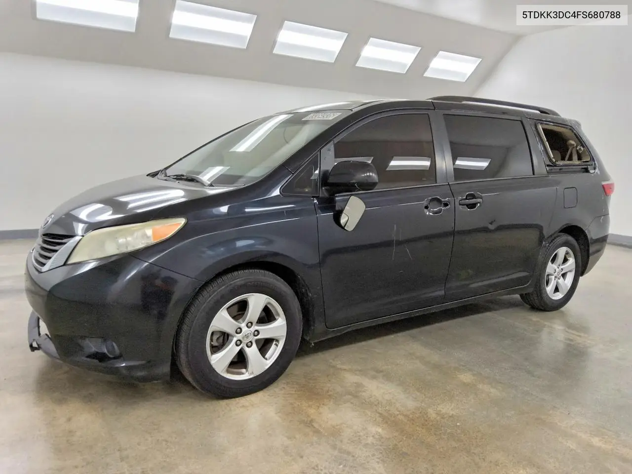 2015 Toyota Sienna Le VIN 5TDKK3DC4FS680788 фото 1