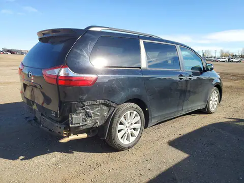 5TDDK3DCXFS101912 — 2015 Toyota Sienna, фото 3 с аукциона Copart 20.10.2026, Задняя часть