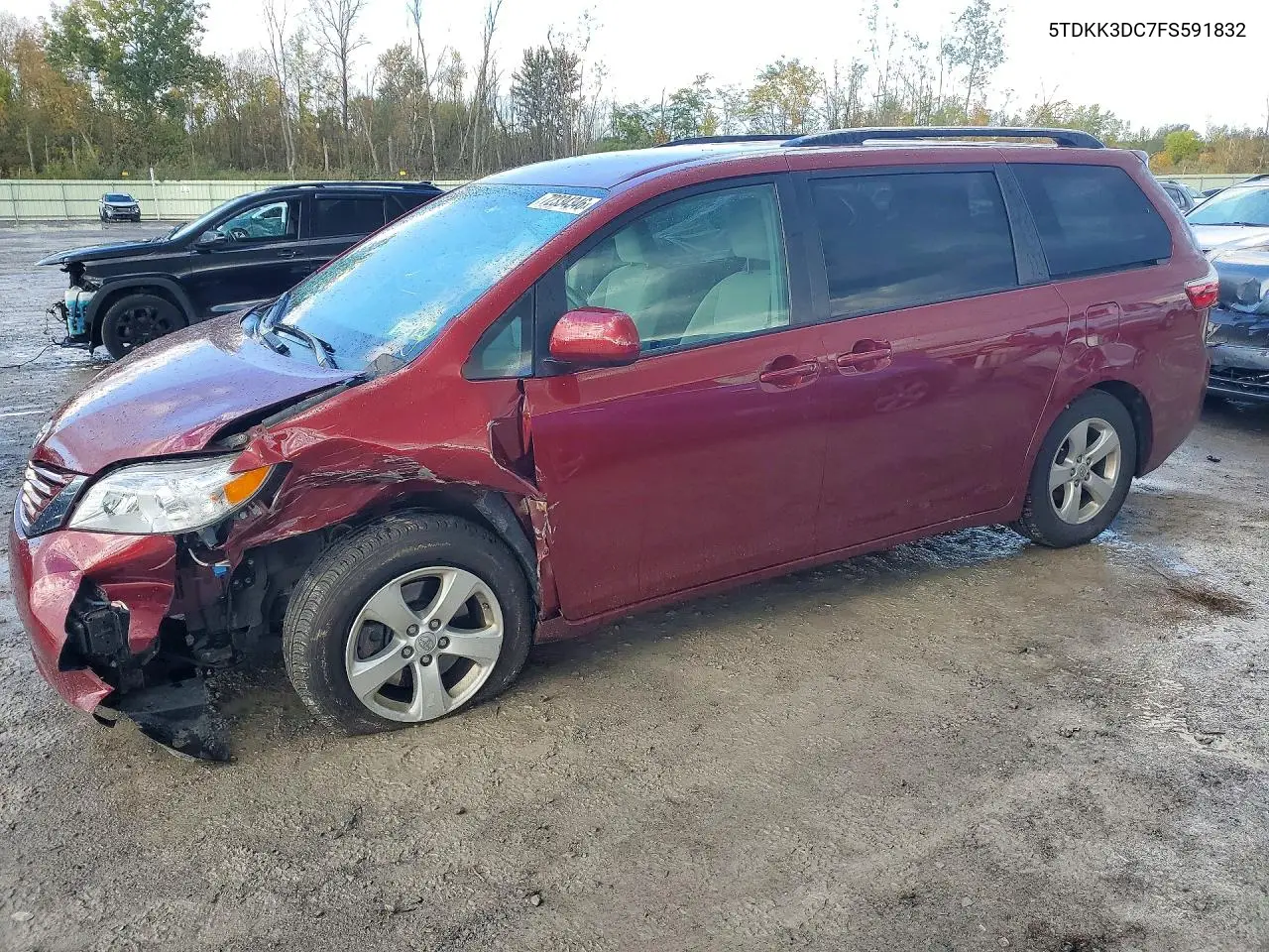2015 Toyota Sienna Le VIN 5TDKK3DC7FS591832 фото 1