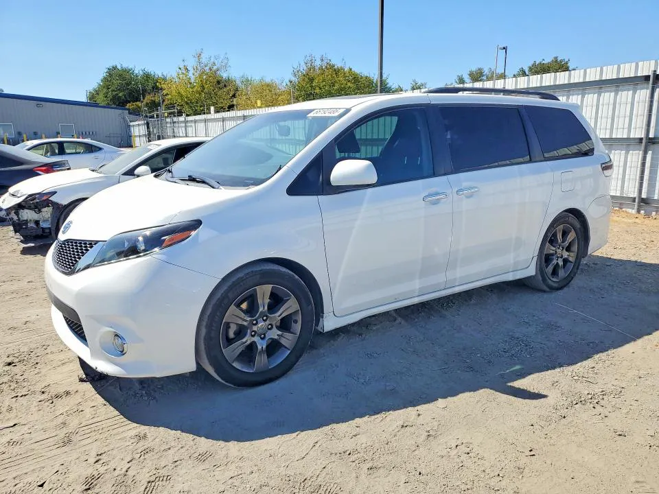 2016 Toyota Sienna VIN 5TDXK3DC1GS710207 фото 1