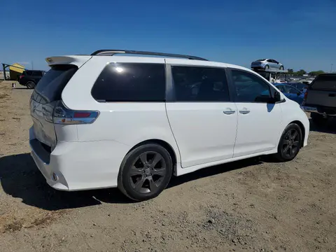 2016 Toyota Sienna VIN 5TDXK3DC1GS710207 фото 3