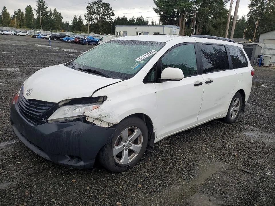 2016 Toyota Sienna VIN 5TDZK3DC1GS748352 фото 1