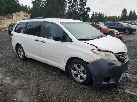 2016 Toyota Sienna VIN 5TDZK3DC1GS748352 фото 4