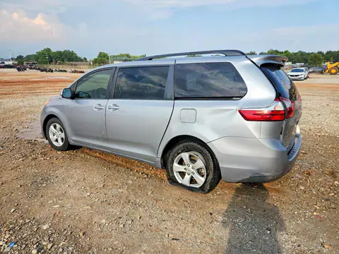5TDKK3DC9GS714712 — 2016 Toyota Sienna, фото 2 с аукциона Copart 14.10.2026, Боковая часть