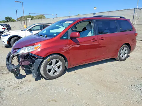 5TDKK3DC7GS691026 — 2016 Toyota Sienna, Передняя часть (Front End), фото до ремонта