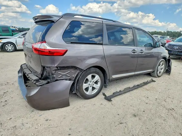 5TDKK3DC8GS710070 — 2016 Toyota Sienna, фото 3 с аукциона Copart 06.10.2026, Передняя часть