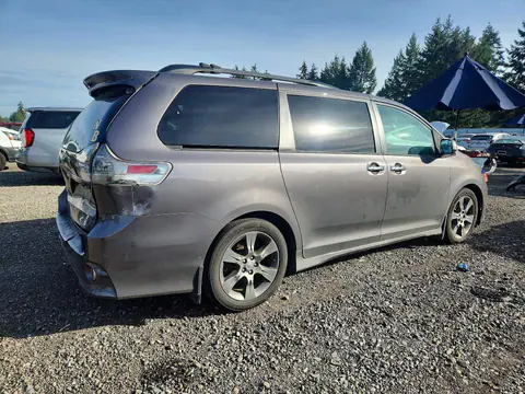 2016 Toyota Sienna VIN 5TDXK3DC7GS740568 фото 3