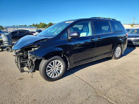 5TDYK3DC6GS758323 — 2016 Toyota Sienna, Передняя часть (Front End), фото до ремонта