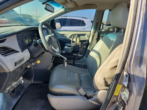2017 Toyota Sienna Le VIN 5TDKZ3DCXHS858735 фото 7