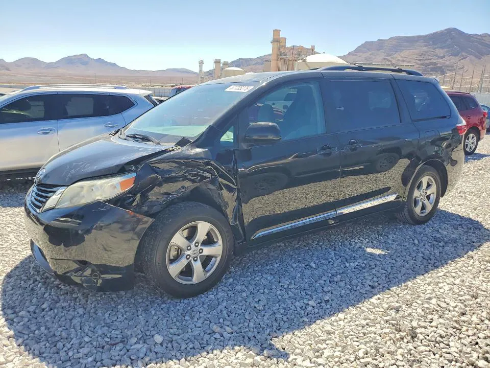 2017 Toyota Sienna VIN 5TDKZ3DC3HS769122 фото 1