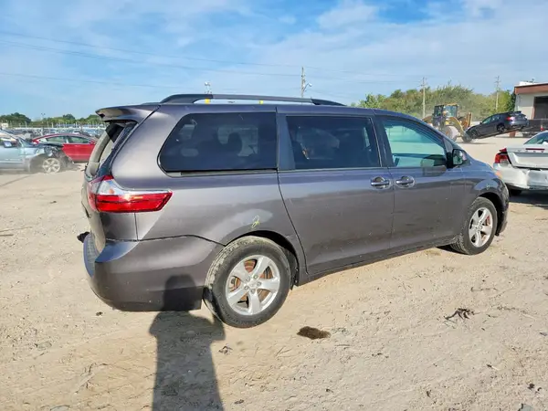 2017 TOYOTA SIENNA VIN 5TDKZ3DC2HS807469 фото 3