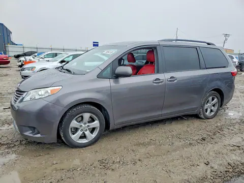 5TDKZ3DC2HS899215 — 2017 Toyota Sienna, Боковая часть (Side), фото до ремонта