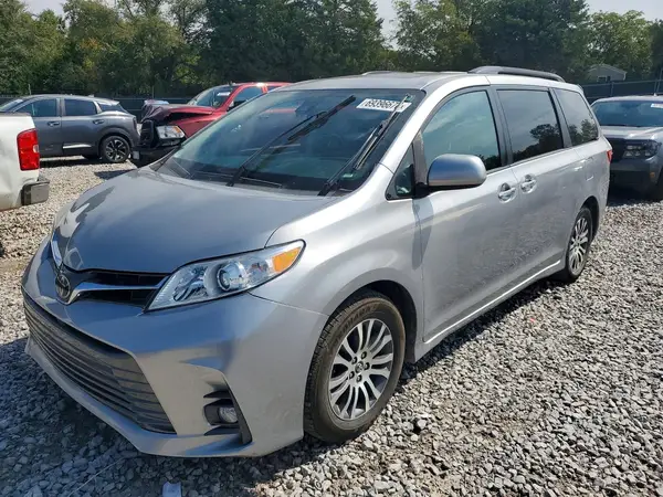 5TDYZ3DC9JS931786 — 2018 Toyota Sienna, Боковая часть (Side), фото до ремонта
