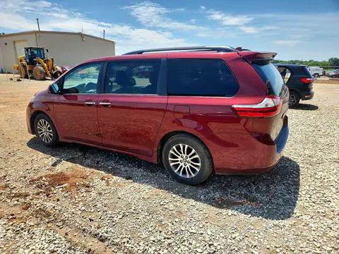 5TDYZ3DC8KS989602 — 2019 Toyota Sienna, фото 2 с аукциона Copart 30.09.2026, Передняя часть