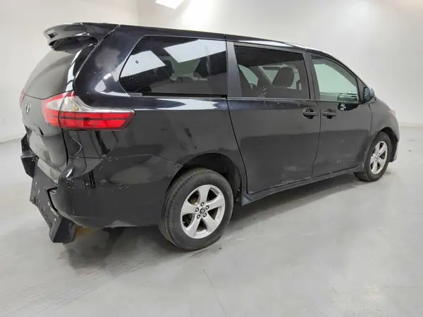 5TDZZ3DC3KS011044 — 2019 Toyota Sienna, фото 3 с аукциона Copart 29.09.2026, Мелкие вмятины и царапины