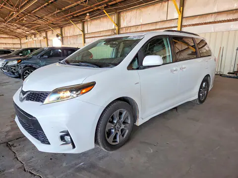 5TDEZ3DCXKS219405 — 2019 Toyota Sienna, Передняя часть (Front End), фото до ремонта