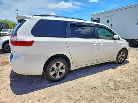 2020 Toyota Sienna VIN 5TDKZ3DC8LS051543 фото 3