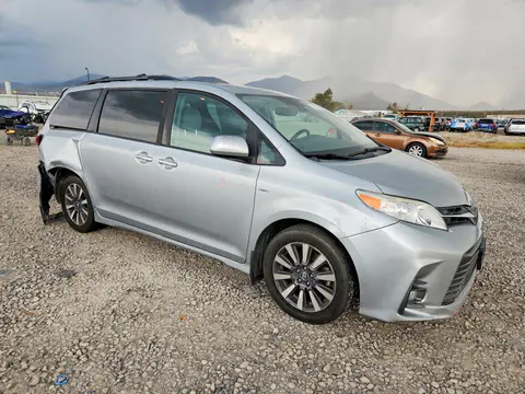 2020 Toyota Sienna VIN 5TDDZ3DC6LS231404 фото 4