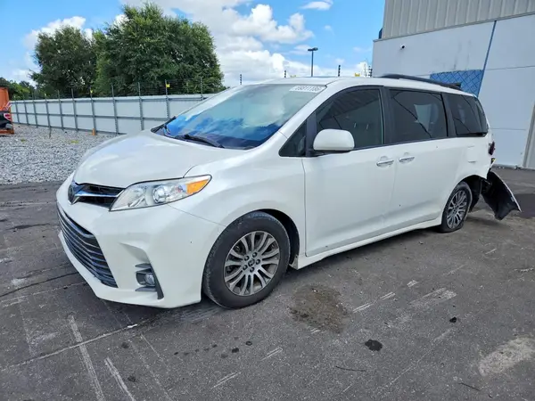 5TDYZ3DC4LS086736 — 2020 Toyota Sienna, Задняя часть (Rear End), фото до ремонта