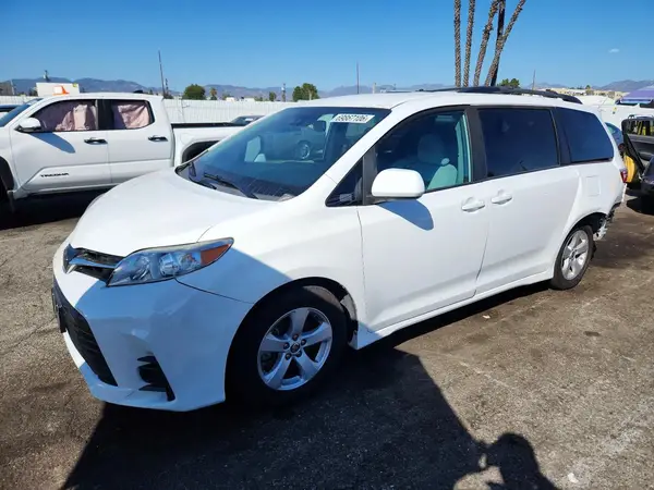 5TDKZ3DC9LS083403 — 2020 Toyota Sienna, Задняя часть (Rear End), фото до ремонта