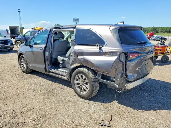 5TDYSKFC4MS007398 — 2021 Toyota Sienna, фото 2 с аукциона Copart, Задняя часть
