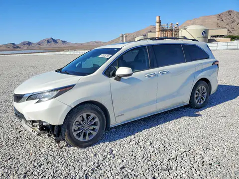 5TDJRKEC7MS053564 — 2021 Toyota Sienna, Передняя часть (Front End), фото до ремонта