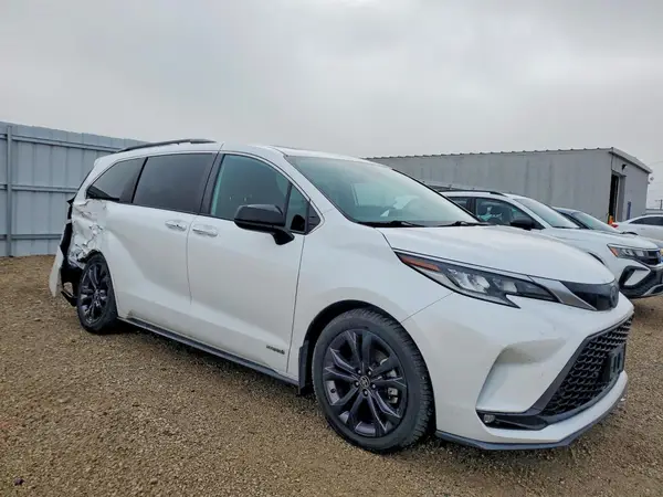 5TDDRKEC2MS024146 — 2021 Toyota Sienna, фото 4 с аукциона Copart, Задняя часть