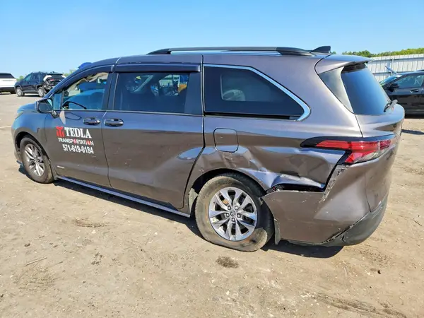 5TDKRKEC5MS033916 — 2021 Toyota Sienna, фото 2 с аукциона Copart, Задняя часть