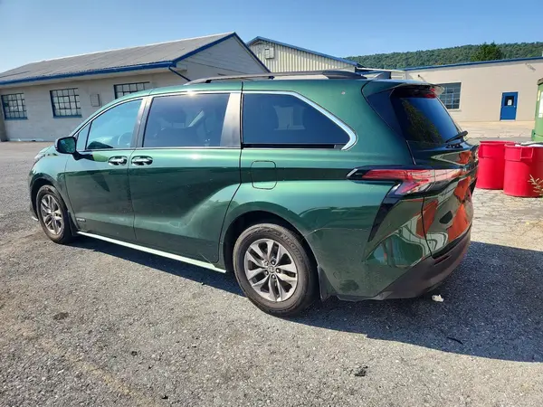 2021 TOYOTA SIENNA VIN 5TDJRKEC7MS025005 фото 2