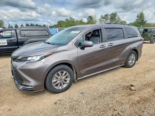 5TDYSKFC9MS040283 — 2021 Toyota Sienna, Естественный износ (Normal Wear), фото до ремонта