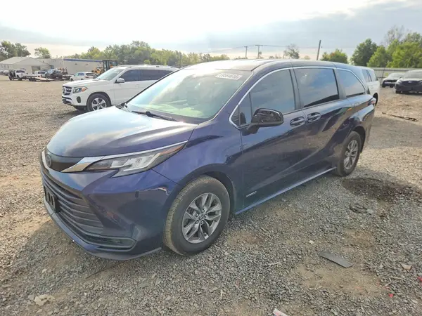 5TDKRKEC8MS054825 — 2021 Toyota Sienna, Мелкие вмятины и царапины (Minor Dent/Scratches), фото до ремонта