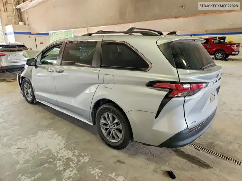 2021 Toyota Sienna Xle VIN 5TDJSKFCXMS022828 фото 2